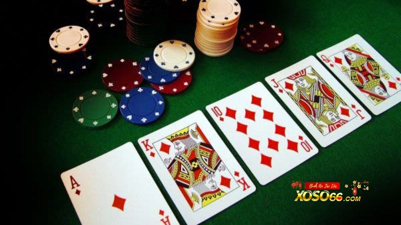 Cách Dealer chia bài cho từng game thủ